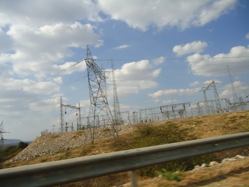 Kamburu Dam